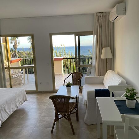 Estudio Con Insuperables Vistas Al Mar: Aparcamiento ماربيا المظهر الخارجي الصورة