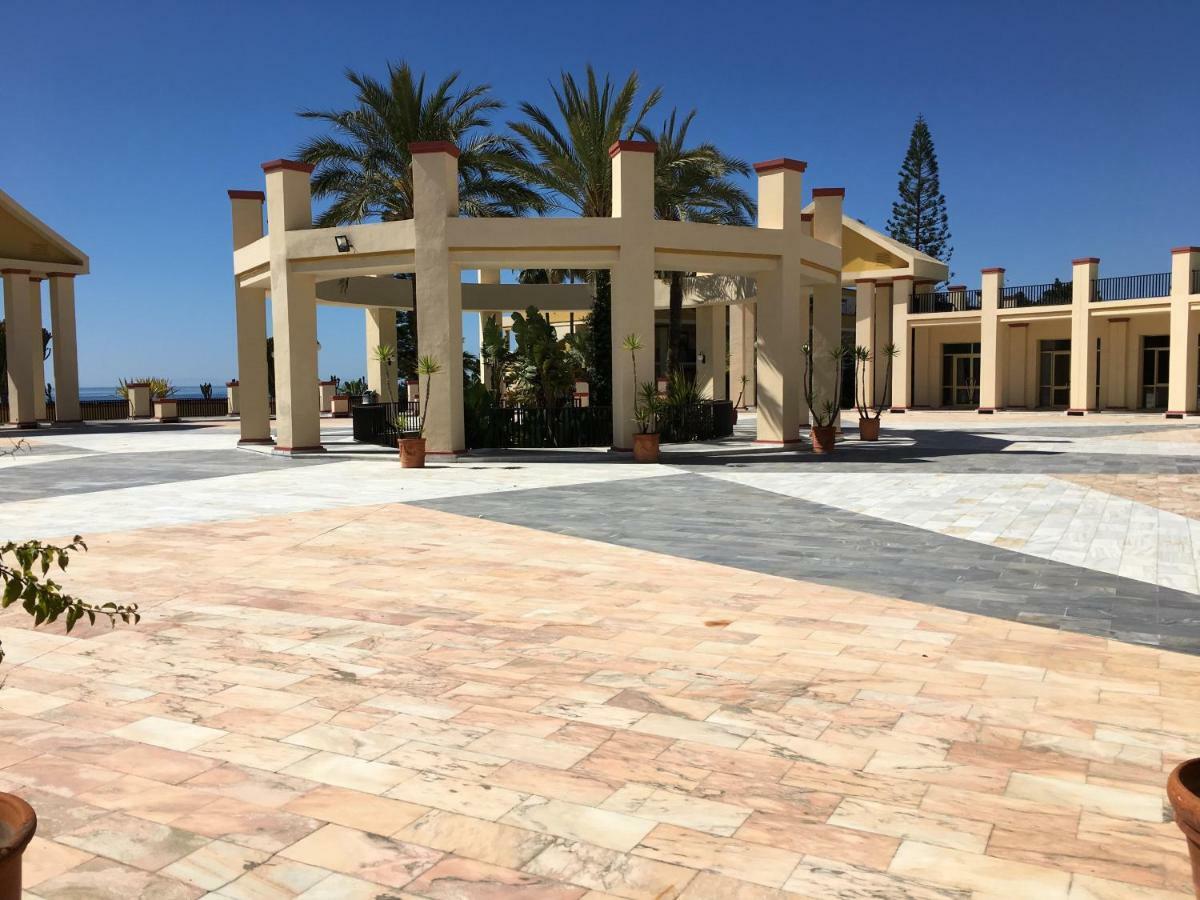 Estudio Con Insuperables Vistas Al Mar: Aparcamiento ماربيا المظهر الخارجي الصورة