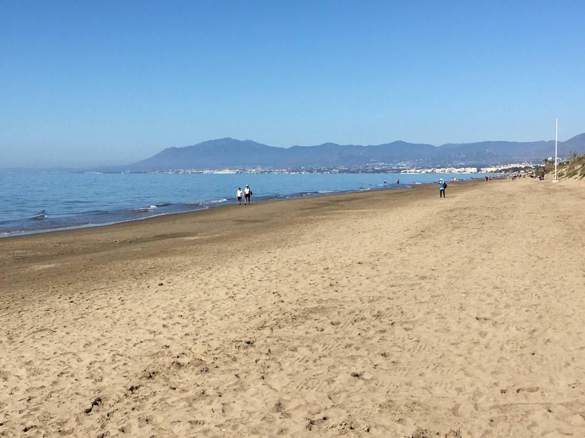 Estudio Con Insuperables Vistas Al Mar: Aparcamiento ماربيا المظهر الخارجي الصورة